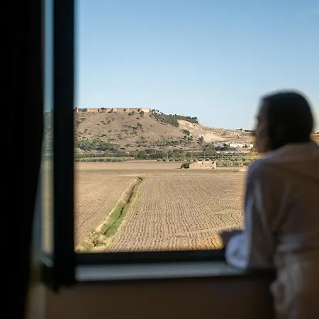 Nsm Palace מלון 4*