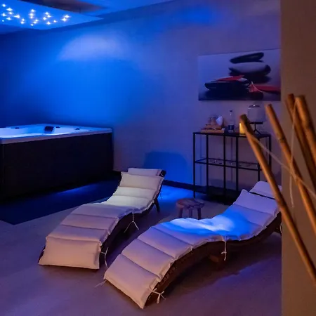 Nsm Palace מלון 4*