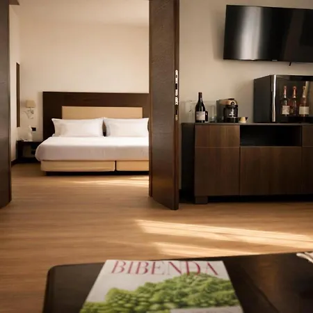 Western Palace Hotel 4*