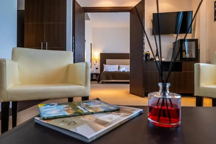 Nsm Palace Szálloda 4*